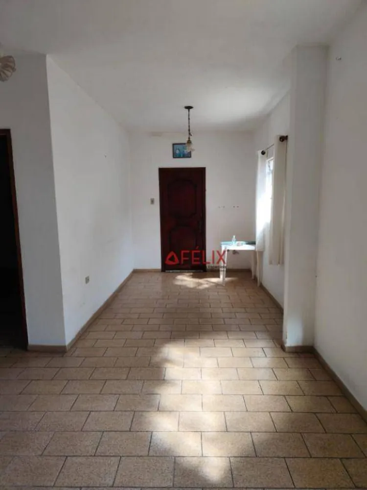 Casa, 3 quartos, 216 m² - Foto 1