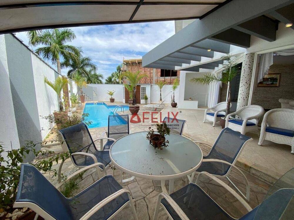 Sobrado, 3 quartos, 480 m² - Foto 1