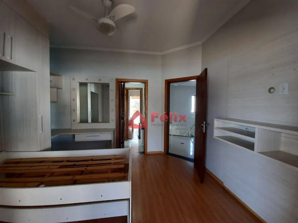 Sobrado, 3 quartos, 278 m² - Foto 4