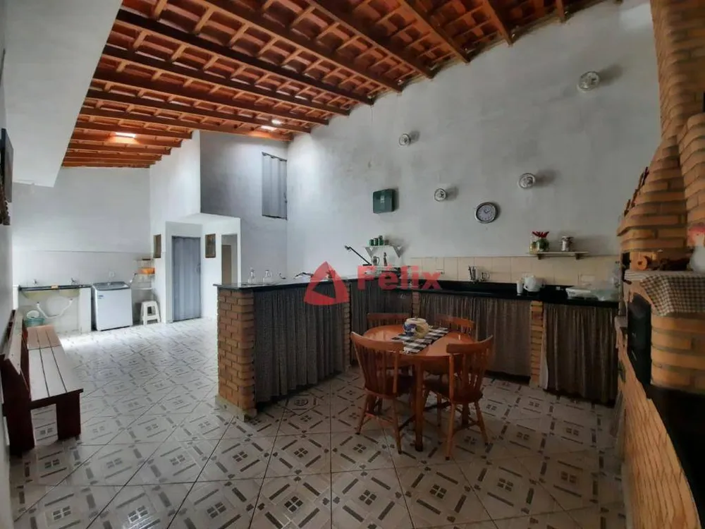 Casa, 3 quartos, 148 m² - Foto 1