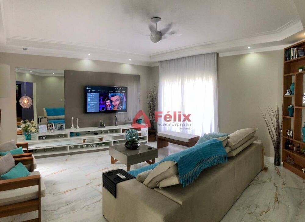 Sobrado, 3 quartos, 270 m² - Foto 1