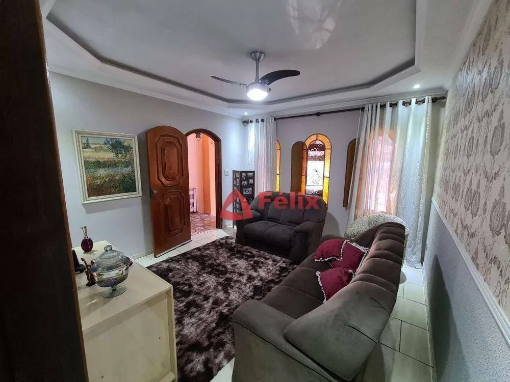 Casa, 3 quartos, 131 m² - Foto 3