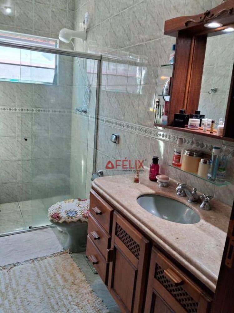 Casa à venda com 3 quartos, 100m² - Foto 3