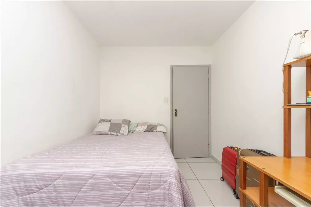 Apartamento à venda com 2 quartos, 70m² - Foto 14