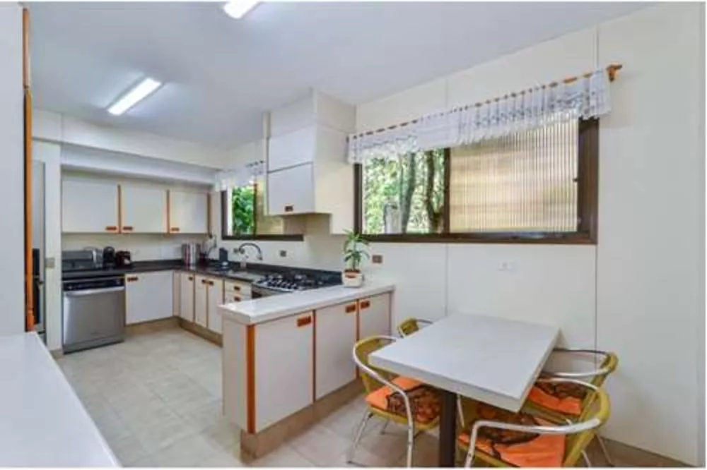 Apartamento, 7 quartos, 267 m² - Foto 2