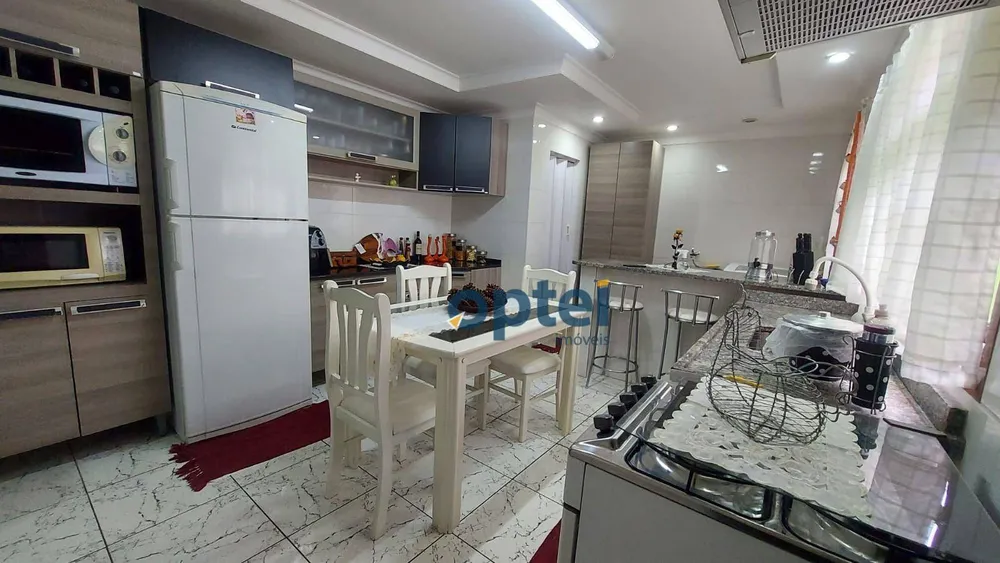 Casa, 3 quartos, 140 m² - Foto 2