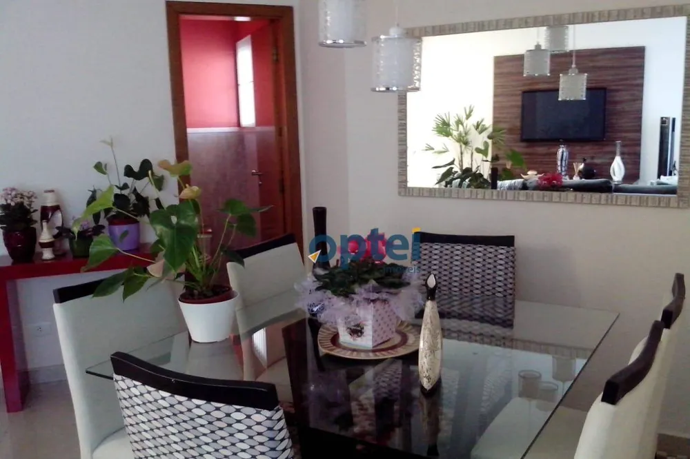 Sobrado, 3 quartos, 181 m² - Foto 2