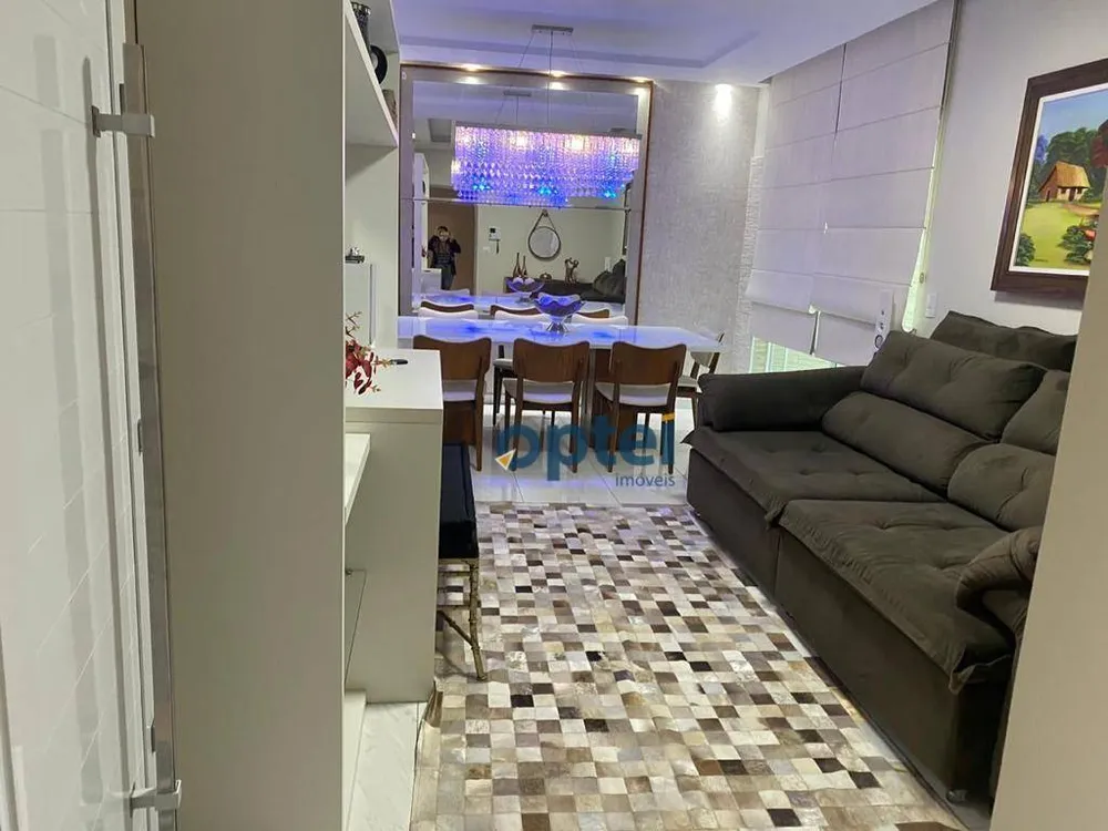 Casa, 3 quartos, 215 m² - Foto 1