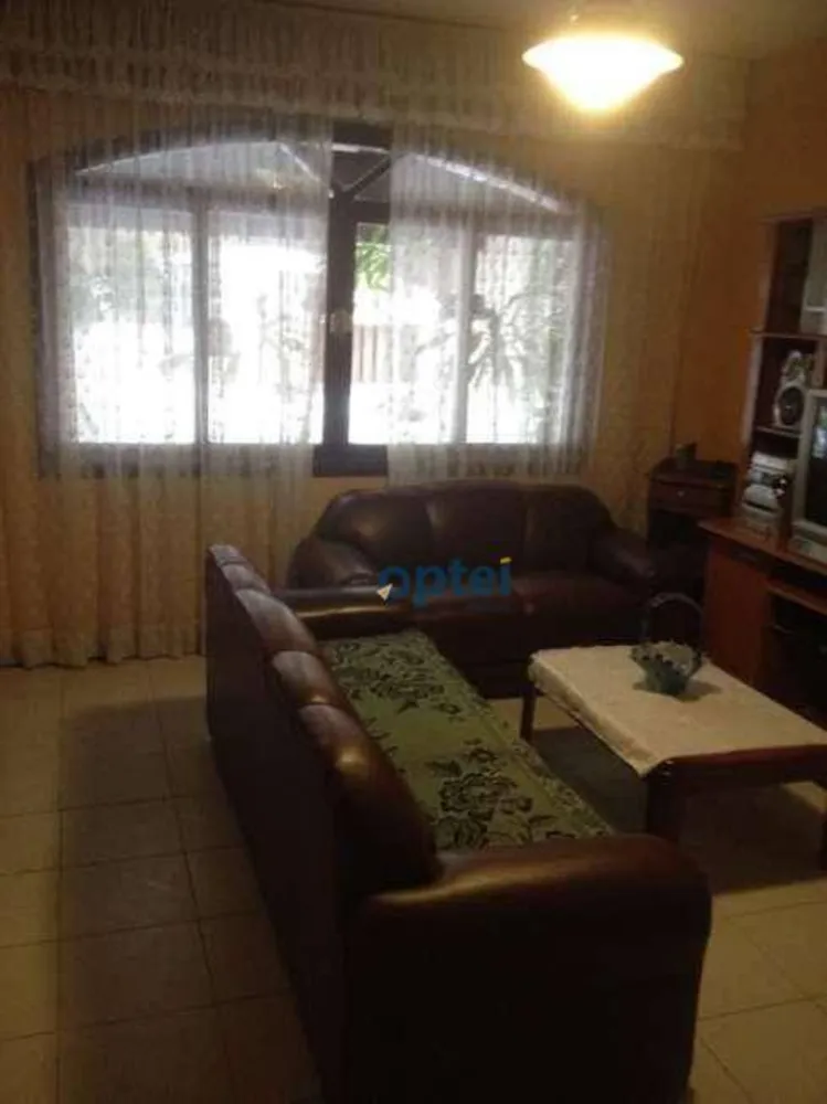 Casa, 3 quartos, 226 m² - Foto 1