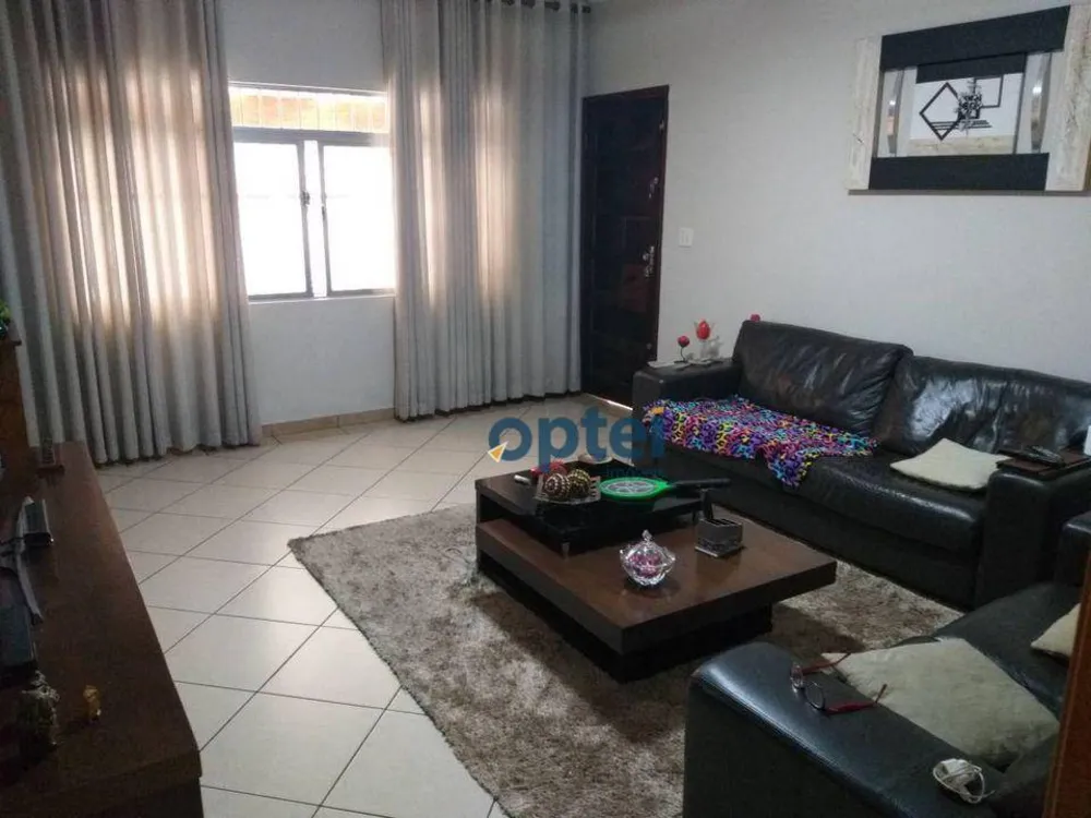 Sobrado, 3 quartos, 183 m² - Foto 2
