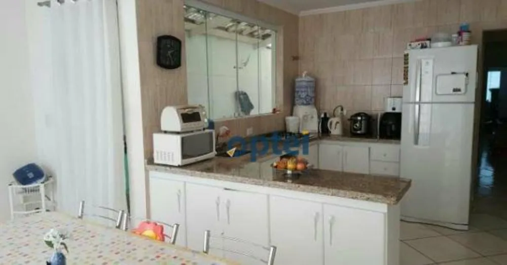 Sobrado, 4 quartos, 200 m² - Foto 1