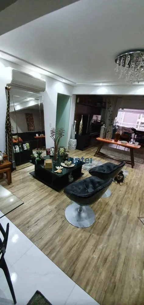 Apartamento, 3 quartos, 203 m² - Foto 1