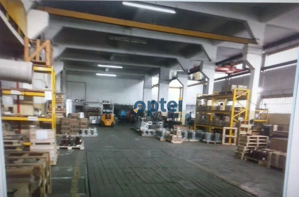 Depósito-Galpão, 4900 m² - Foto 1