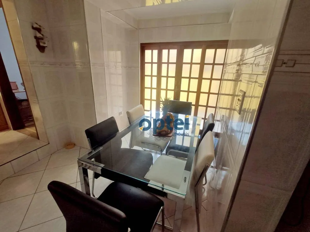 Casa, 4 quartos, 189 m² - Foto 1