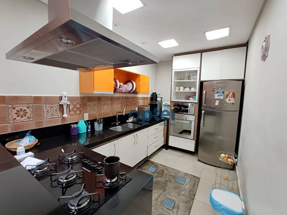 Casa, 3 quartos, 165 m² - Foto 2