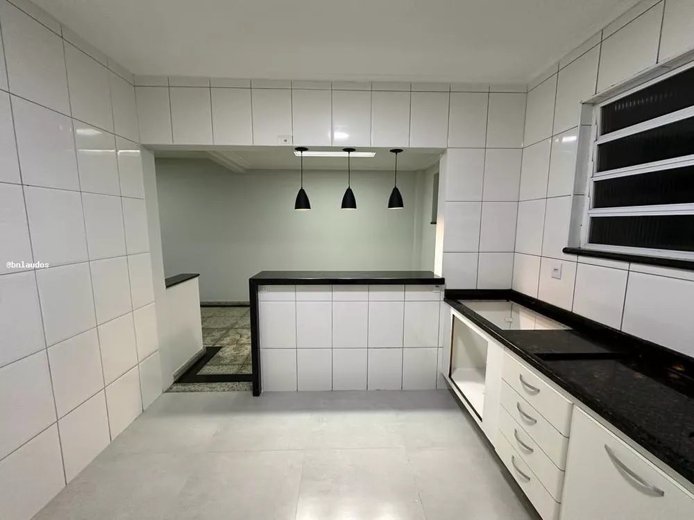 Sobrado à venda com 3 quartos, 145m² - Foto 3