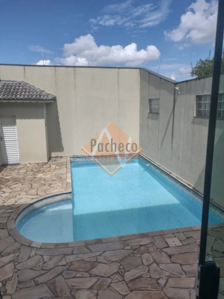Casa, 3 quartos, 354 m² - Foto 1