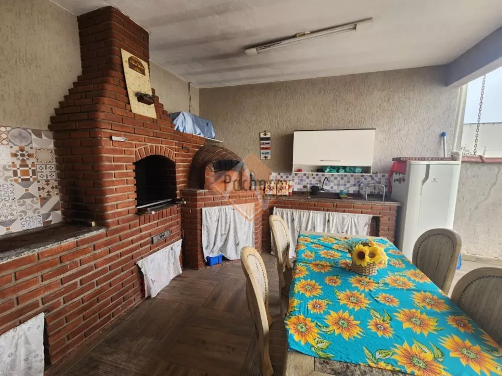 Casa à venda com 3 quartos, 180m² - Foto 4