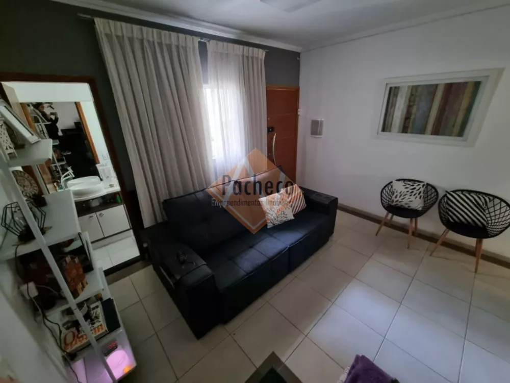 Sobrado à venda com 3 quartos, 122m² - Foto 1