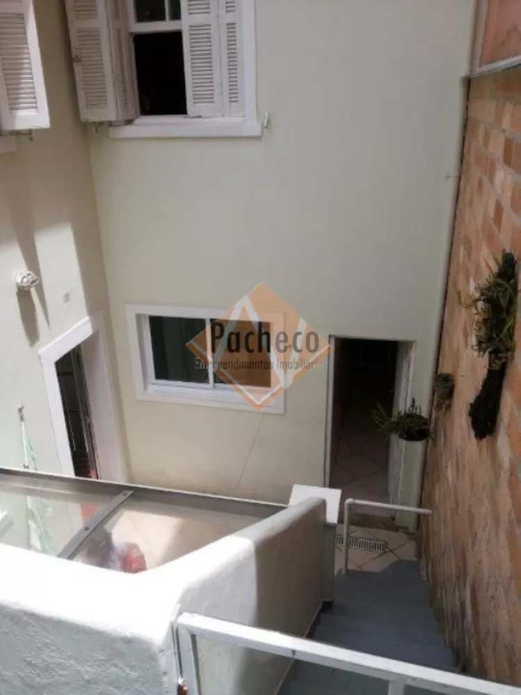 Sobrado à venda e aluguel com 3 quartos, 150m² - Foto 4