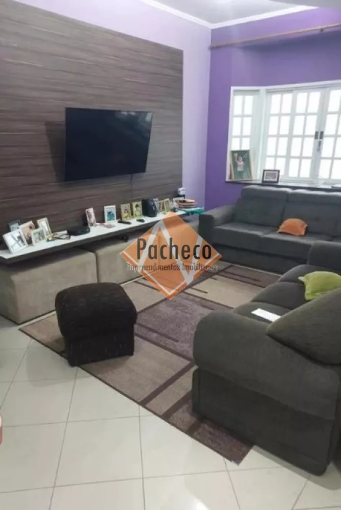 Sobrado à venda com 4 quartos, 291m² - Foto 2