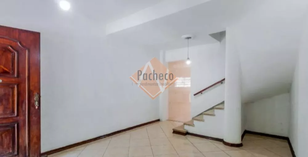 Sobrado à venda com 2 quartos, 110m² - Foto 3