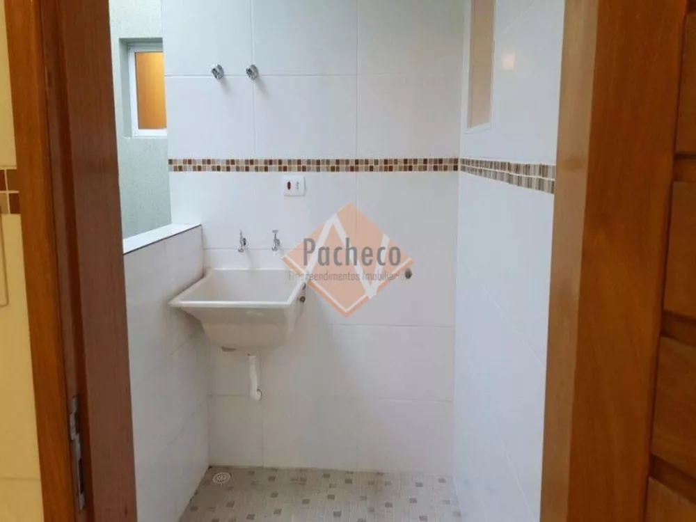 Casa à venda com 3 quartos, 165m² - Foto 4