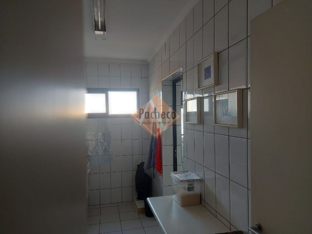 Apartamento à venda com 2 quartos, 63m² - Foto 2