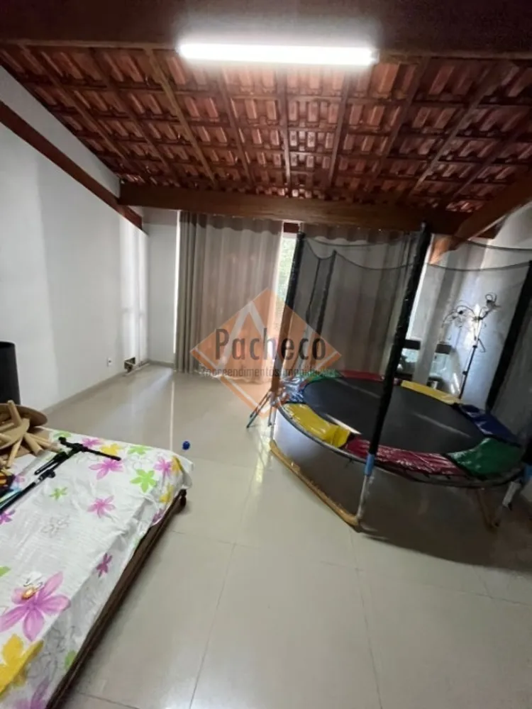Casa, 4 quartos, 400 m² - Foto 1