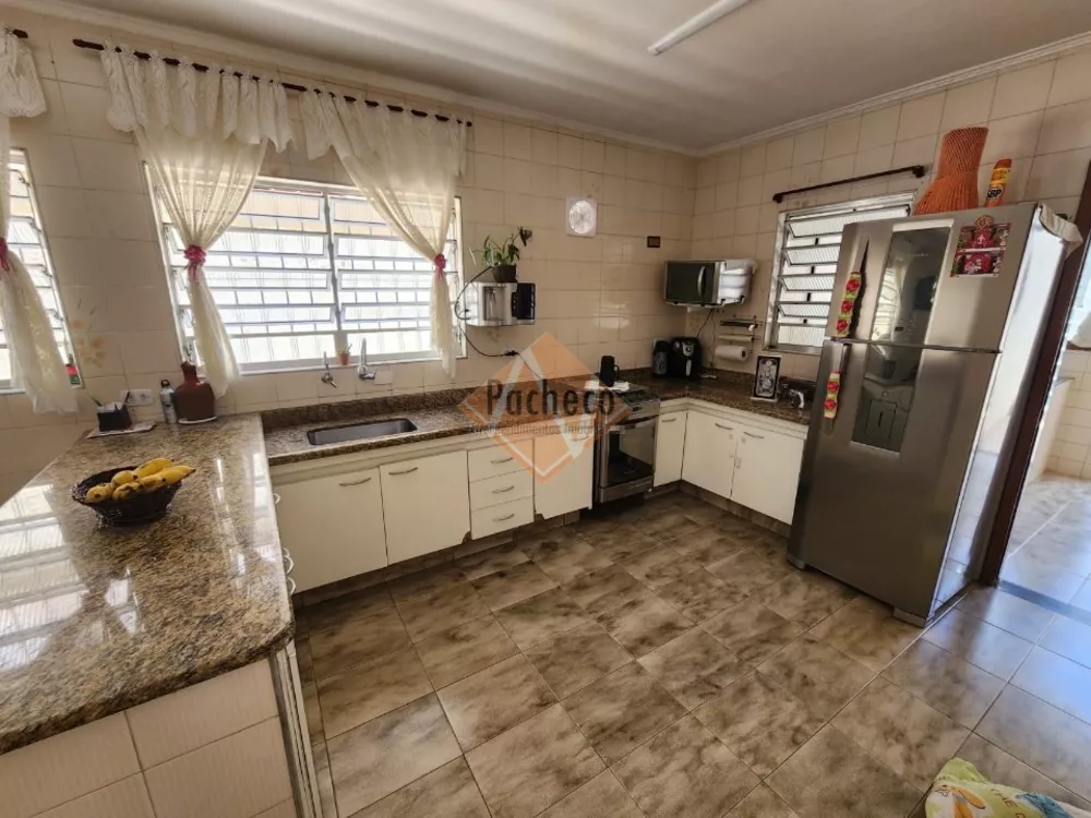 Sobrado à venda com 3 quartos, 232m² - Foto 7