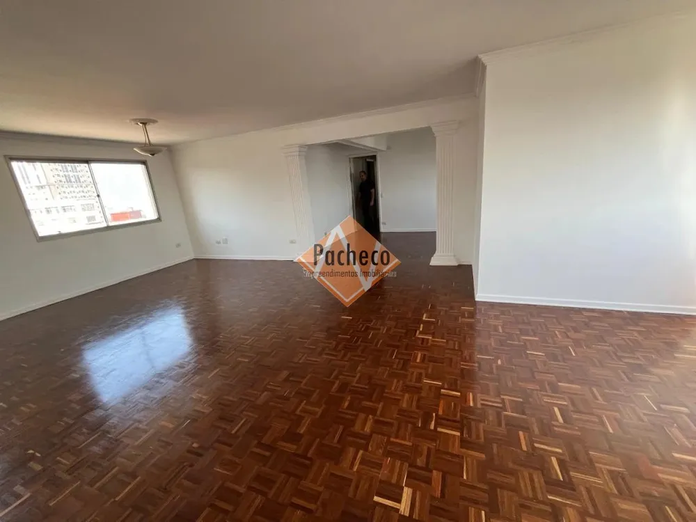 Apartamento, 3 quartos, 150 m² - Foto 1