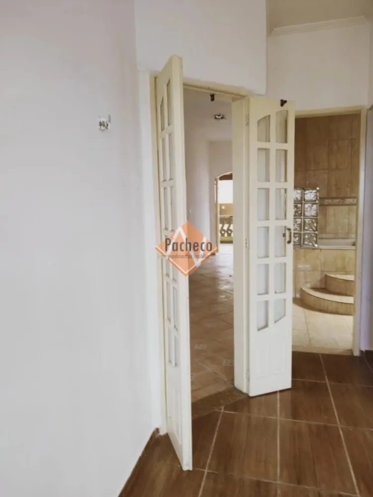 Sobrado, 3 quartos, 298 m² - Foto 2