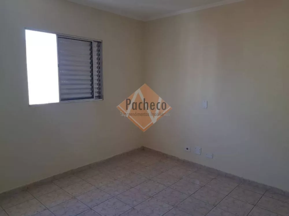 Sobrado à venda com 3 quartos, 200m² - Foto 8