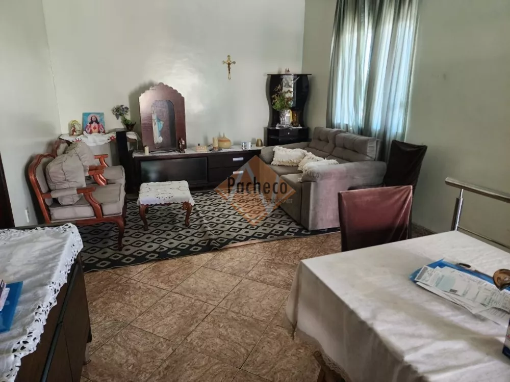 Casa à venda com 11 quartos, 350m² - Foto 3