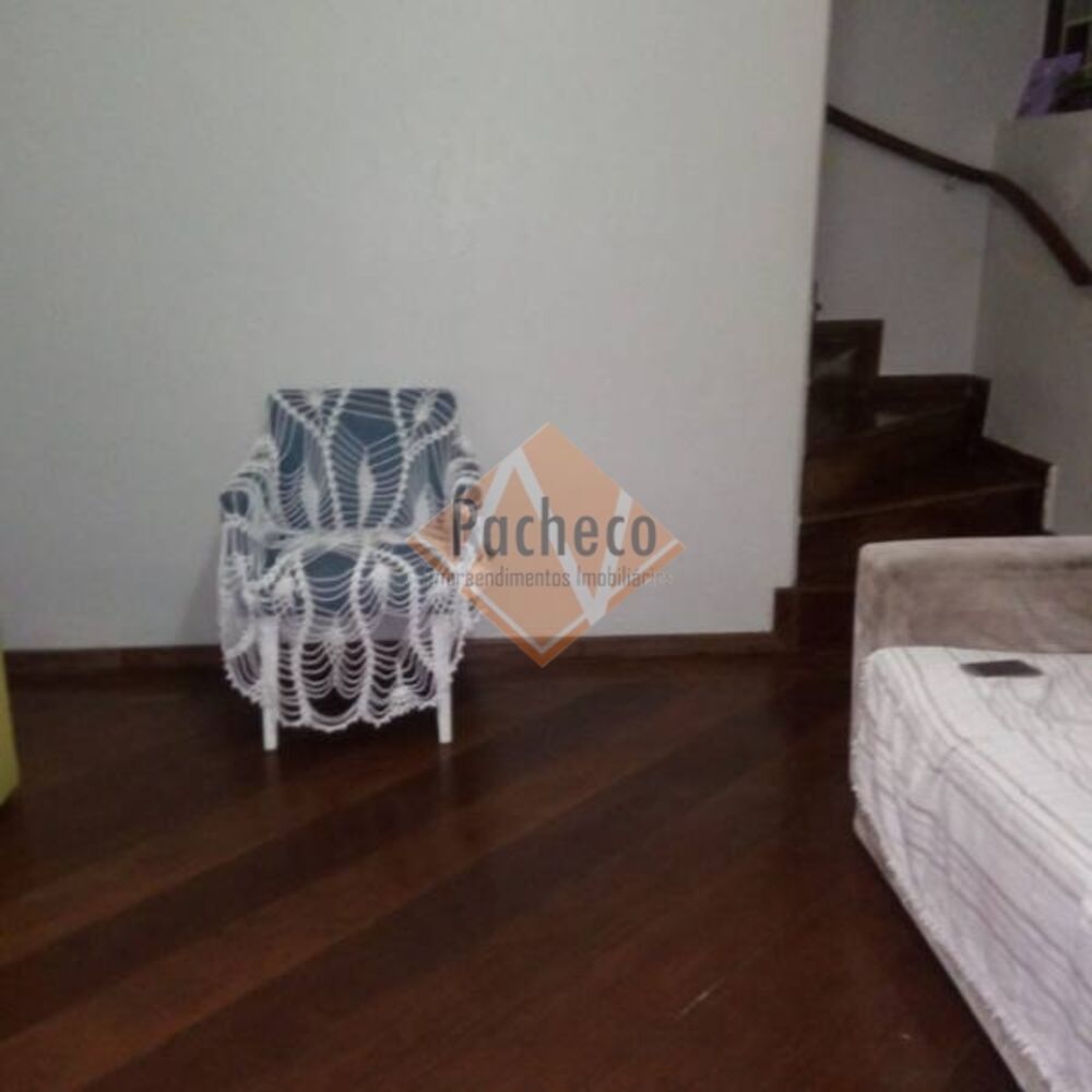Sobrado à venda com 4 quartos, 254m² - Foto 2