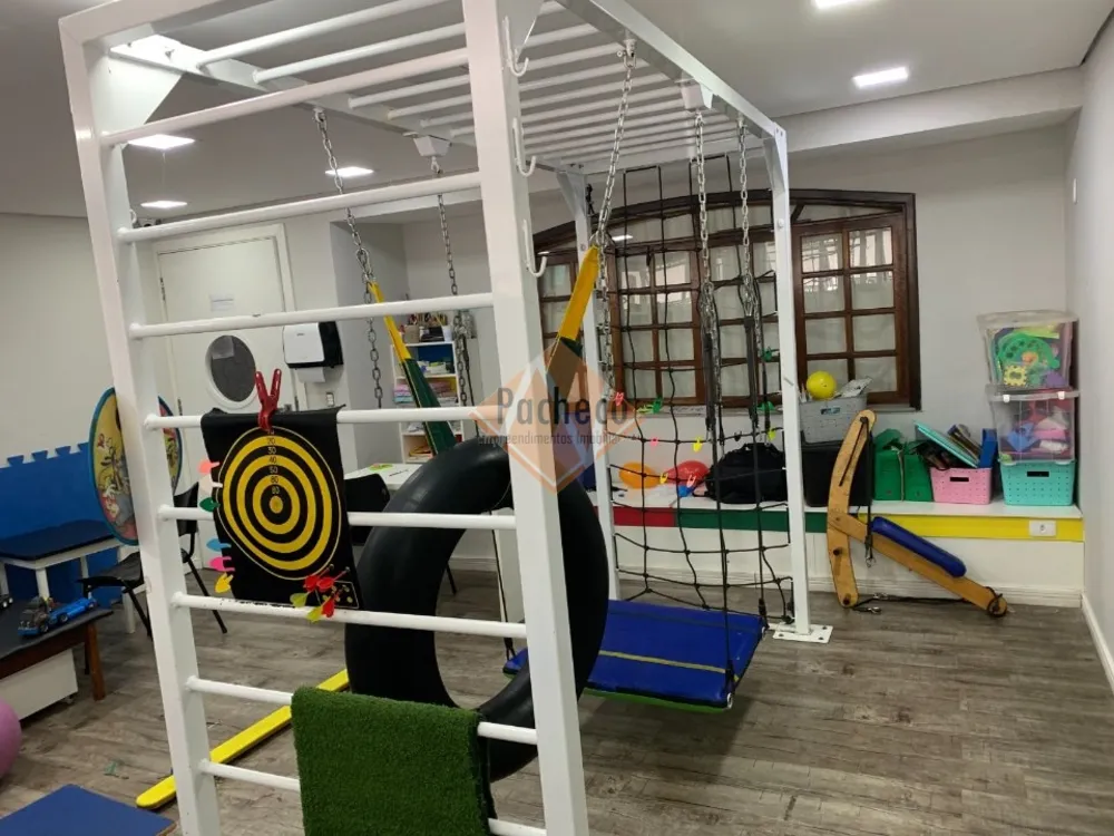 Sobrado, 3 quartos, 225 m² - Foto 2