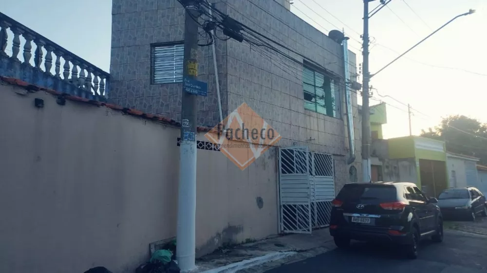 Sobrado à venda com 2 quartos, 20m² - Foto 1