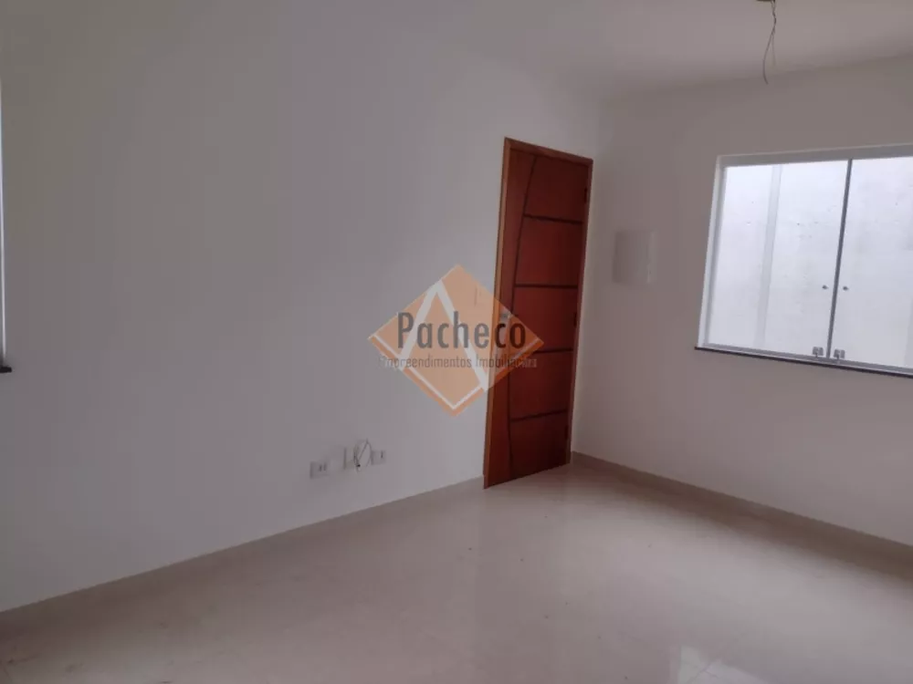 Apartamento à venda com 1 quarto, 33m² - Foto 2