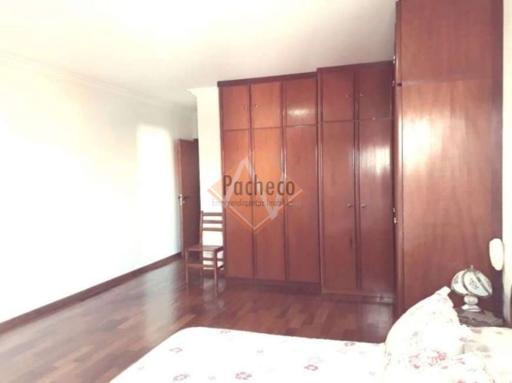 Sobrado, 3 quartos, 280 m² - Foto 1