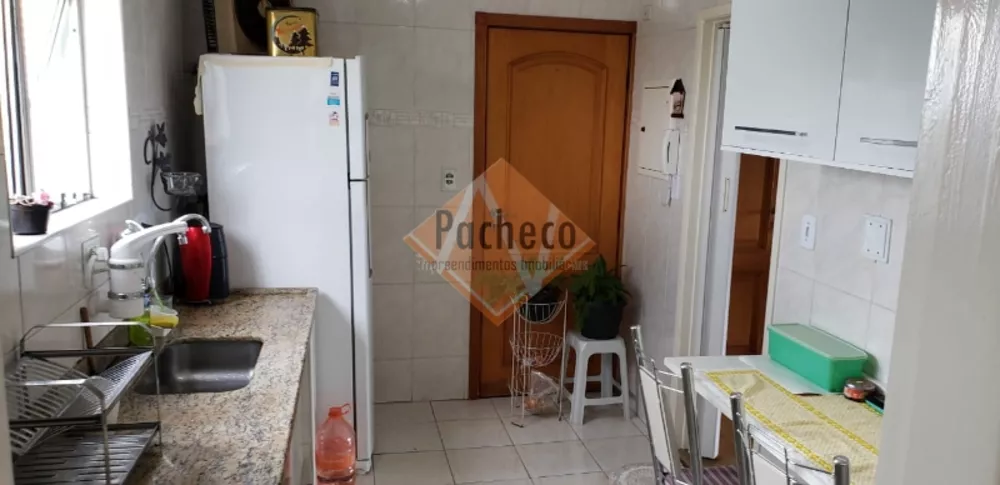 Apartamento à venda com 2 quartos, 82m² - Foto 2