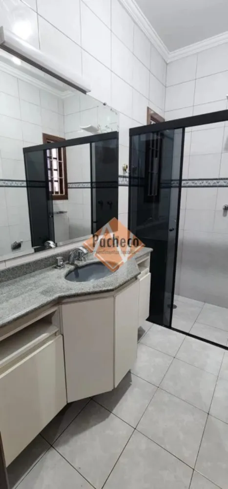 Casa, 3 quartos, 243 m² - Foto 9