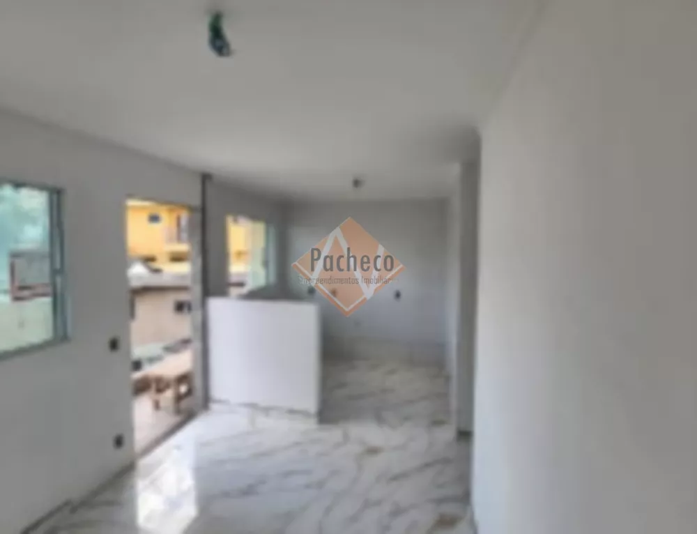 Apartamento à venda com 2 quartos, 42m² - Foto 2