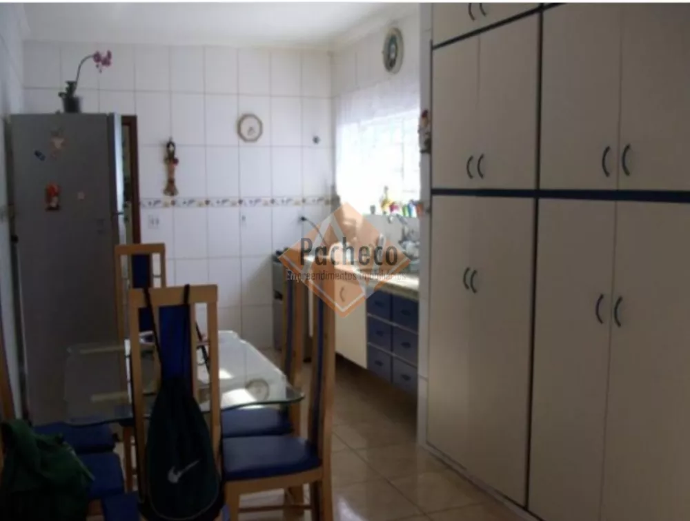 Sobrado à venda e aluguel com 3 quartos, 230m² - Foto 5