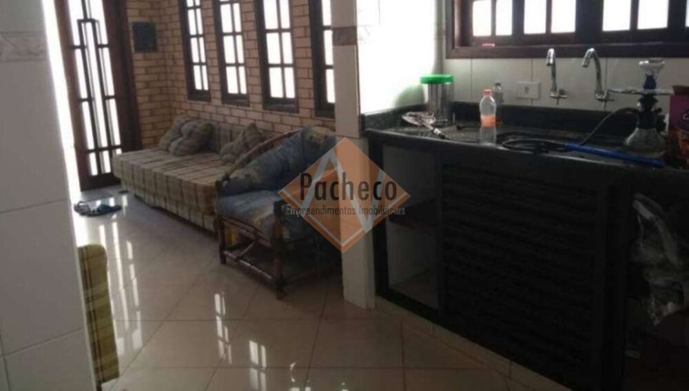 Sobrado, 4 quartos, 260 m² - Foto 1