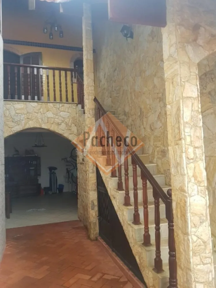 Sobrado, 4 quartos, 260 m² - Foto 2