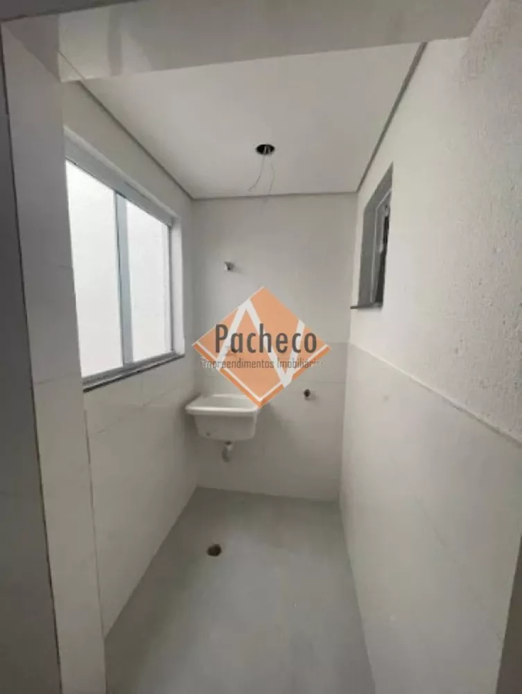 Apartamento à venda com 2 quartos, 37m² - Foto 3