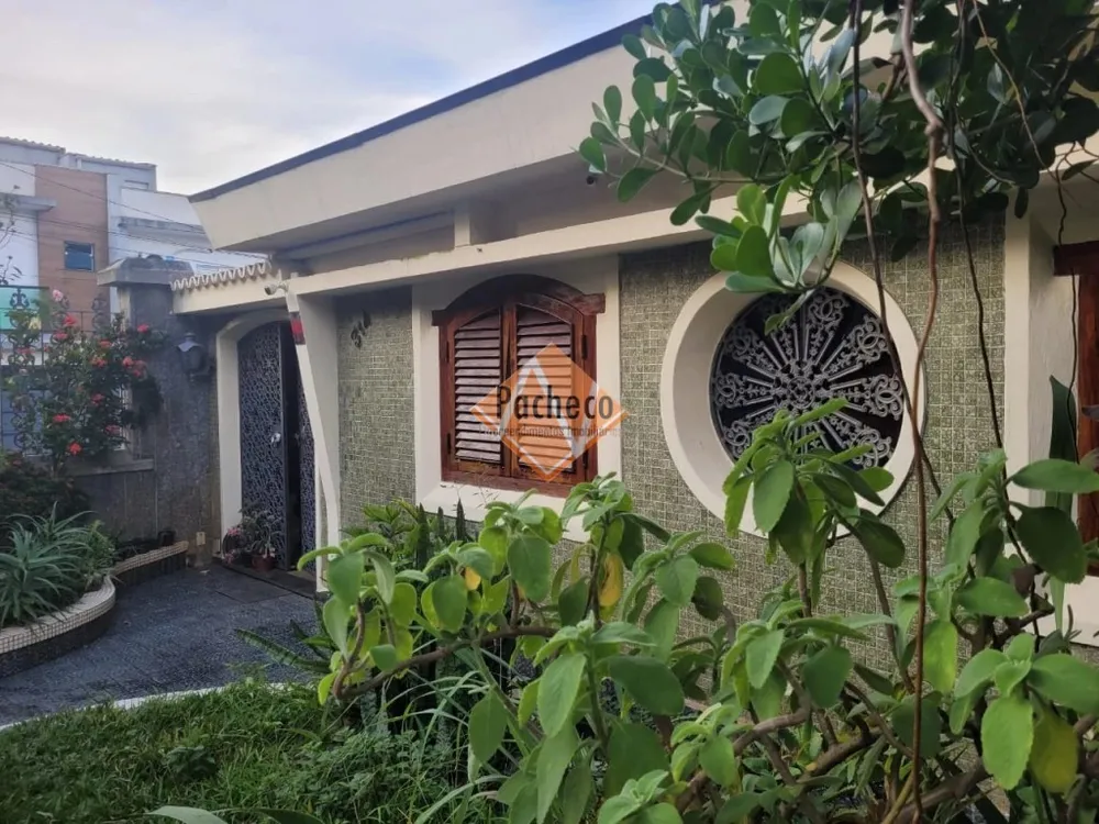 Casa, 5 quartos, 270 m² - Foto 8