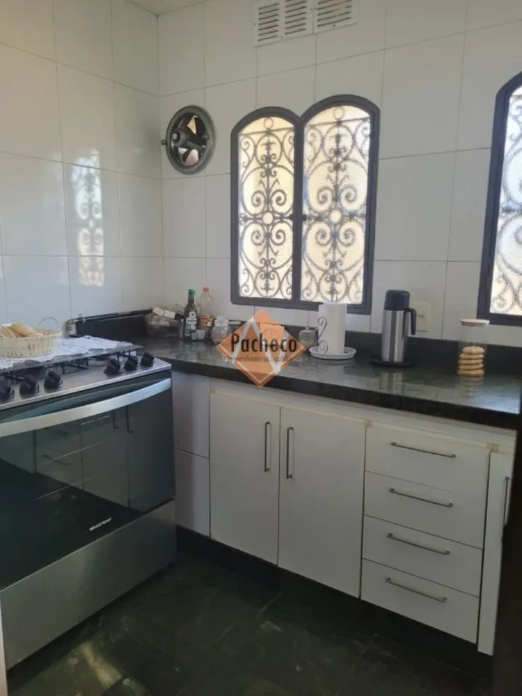 Casa, 5 quartos, 270 m² - Foto 3