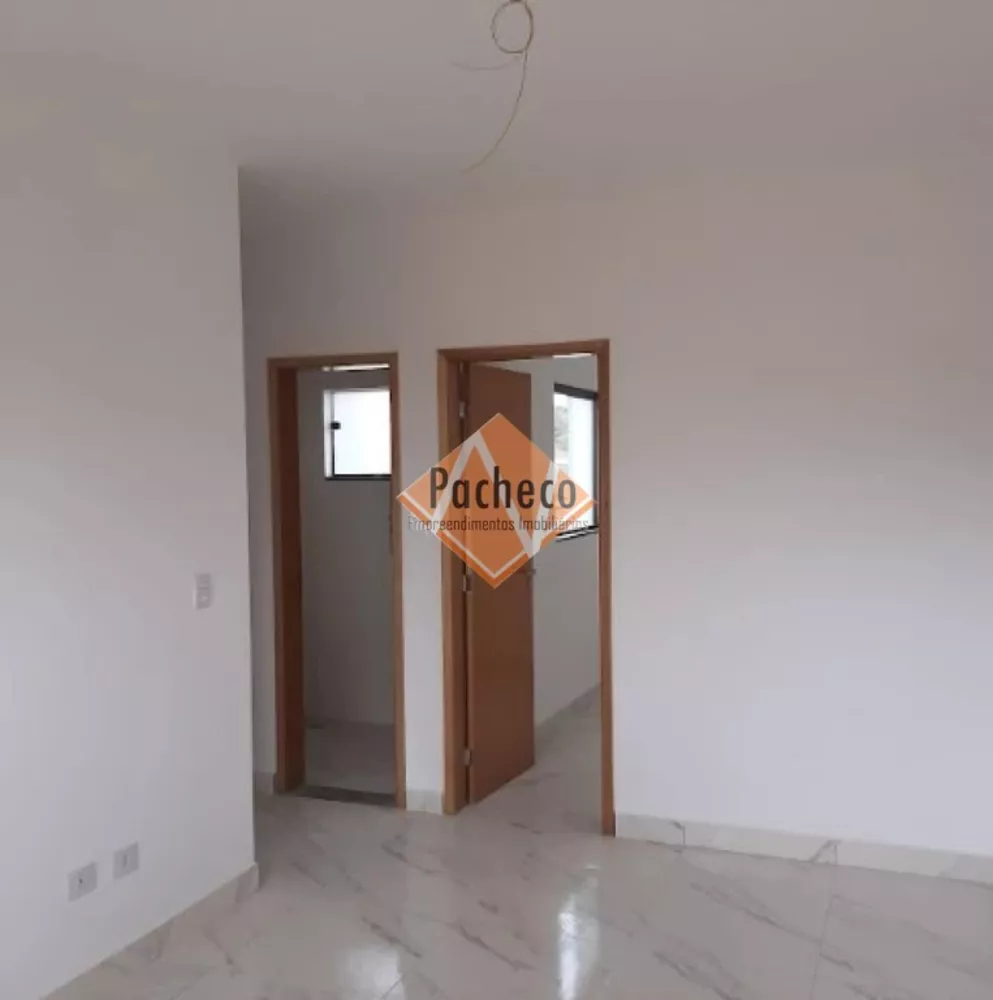 Apartamento à venda com 2 quartos, 42m² - Foto 4