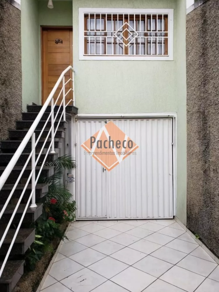 Sobrado à venda com 3 quartos, 250m² - Foto 2